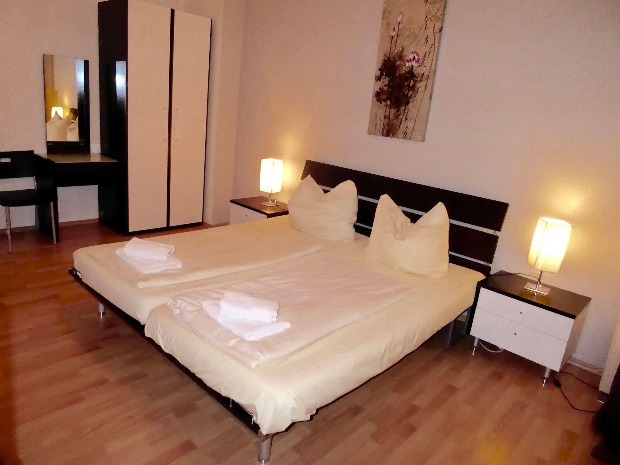 Aparthotel Boardinghouse Mundsburg Hamburgo Exterior foto