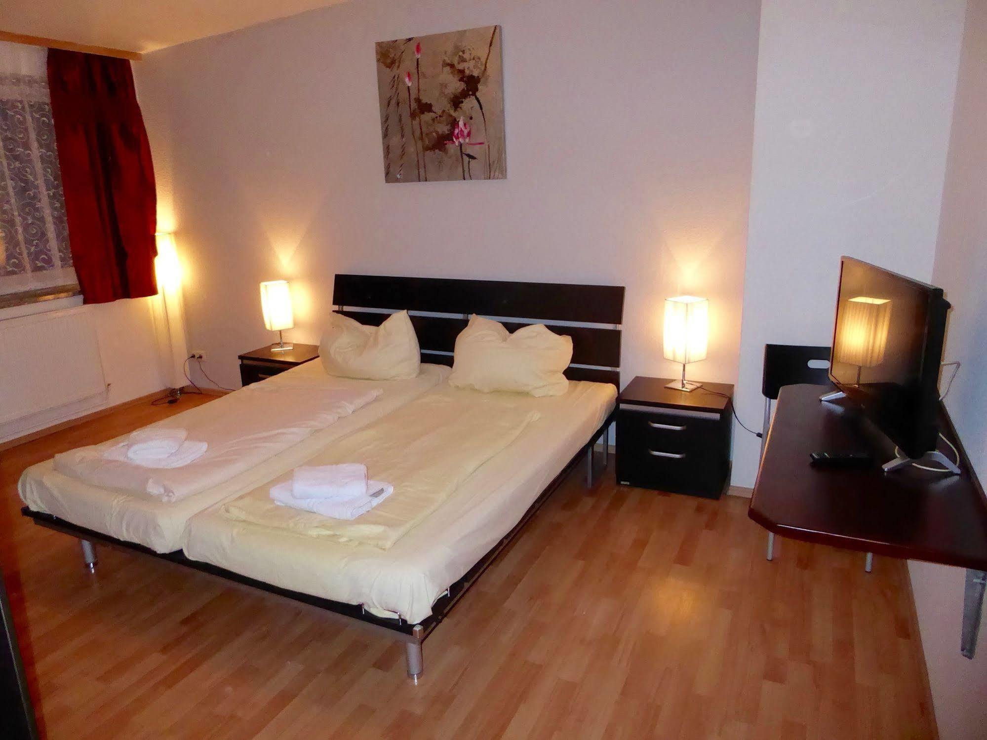 Aparthotel Boardinghouse Mundsburg Hamburgo Exterior foto