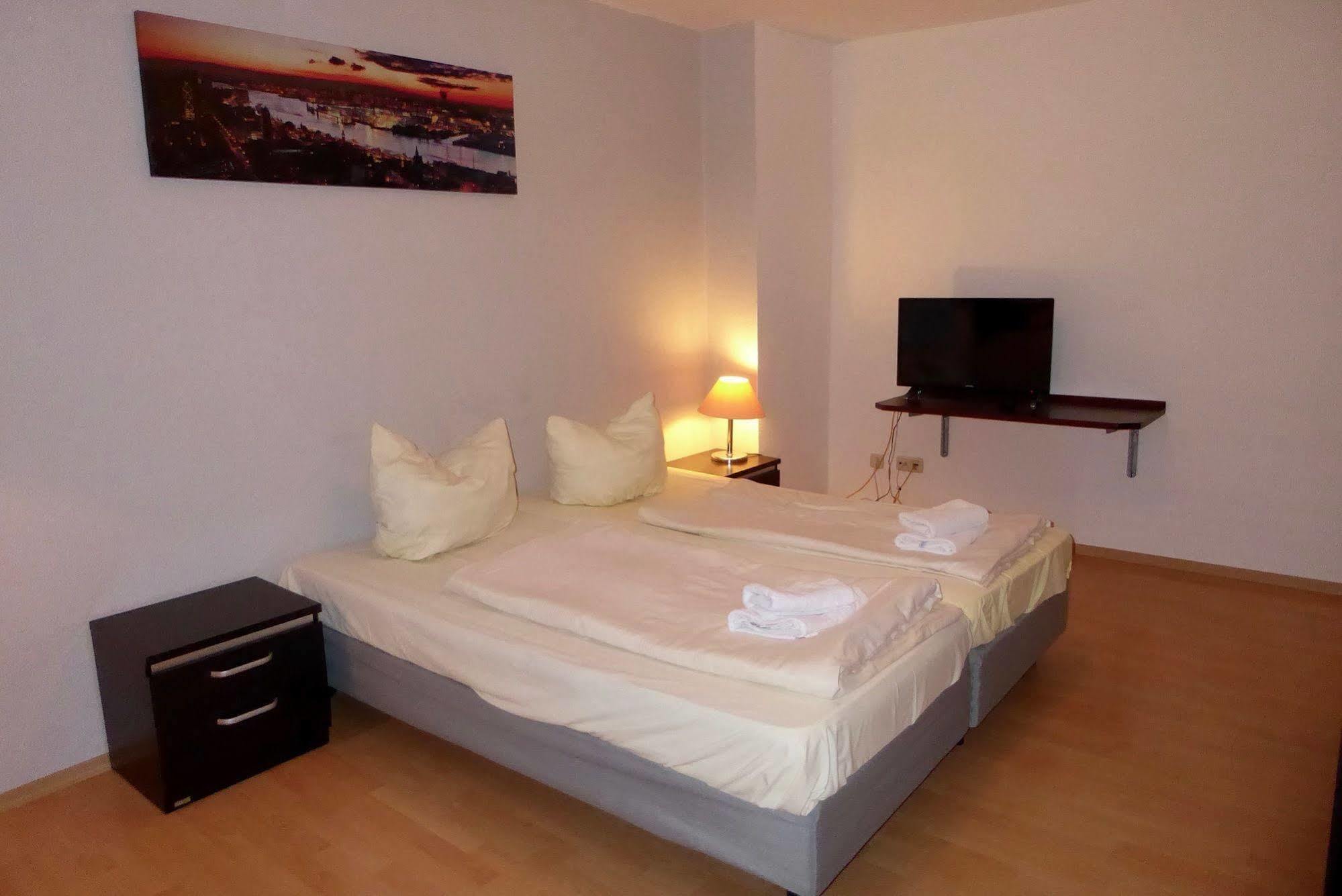 Aparthotel Boardinghouse Mundsburg Hamburgo Exterior foto